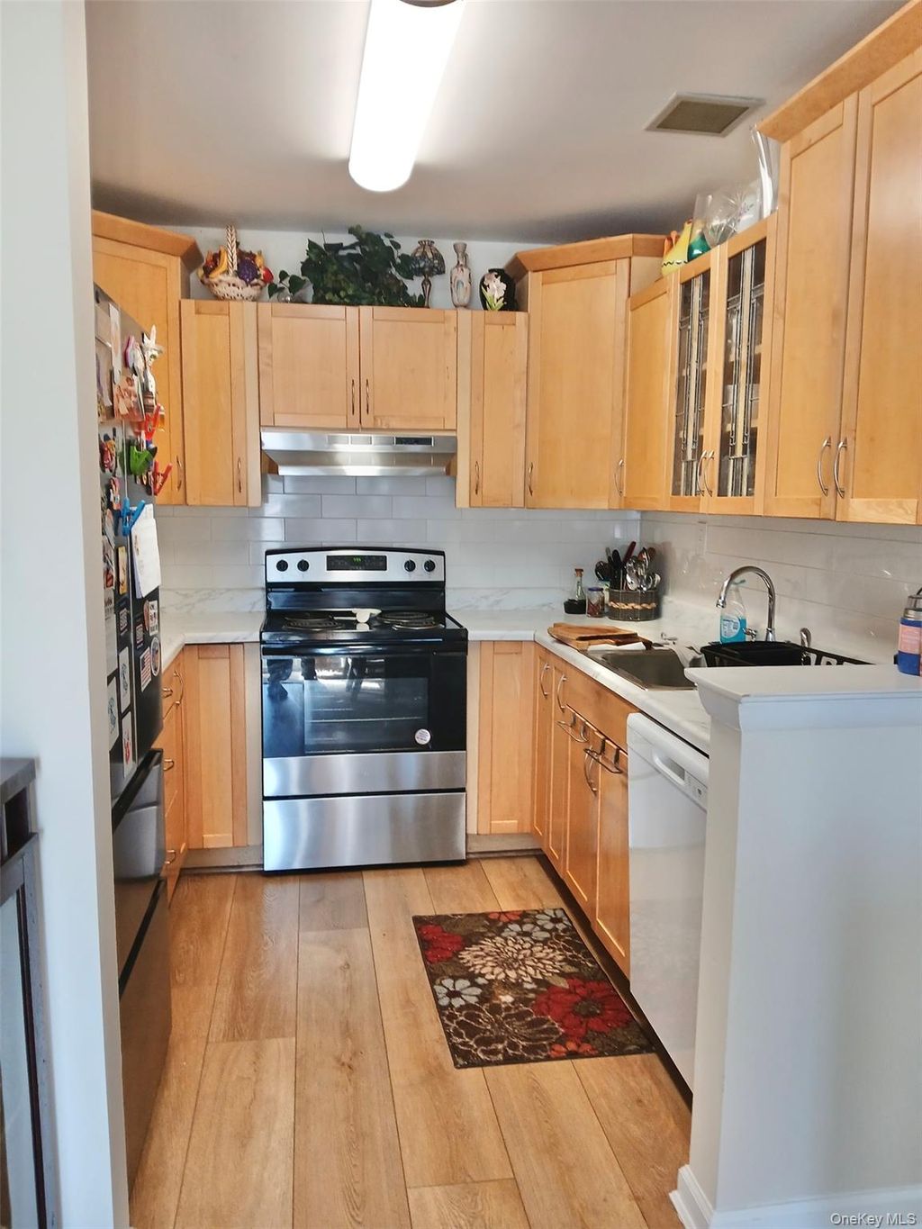 Photo of 427 Aylesbury Court #A, Ridge, NY 11961 (MLS # 971851)