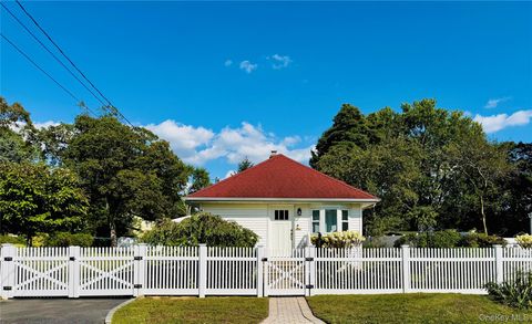 83 Vanderbilt Avenue West Babylon NY 11704