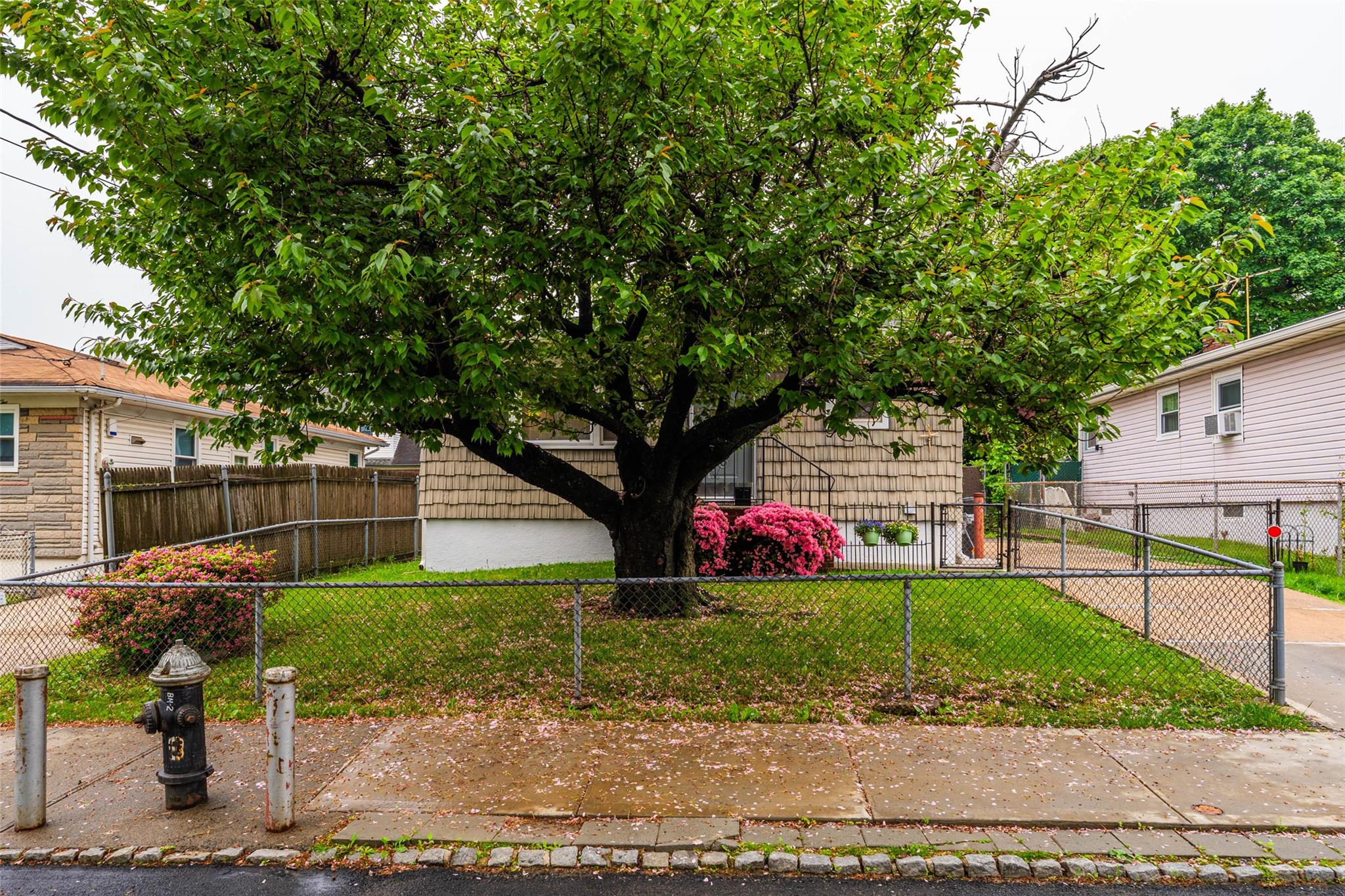 238 Van Buren Street St, Staten Island, New York image 14