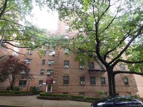 Photo of 102-25 67 Rd Rd #1E, Forest Hills, NY 11375 (MLS # 1029432)