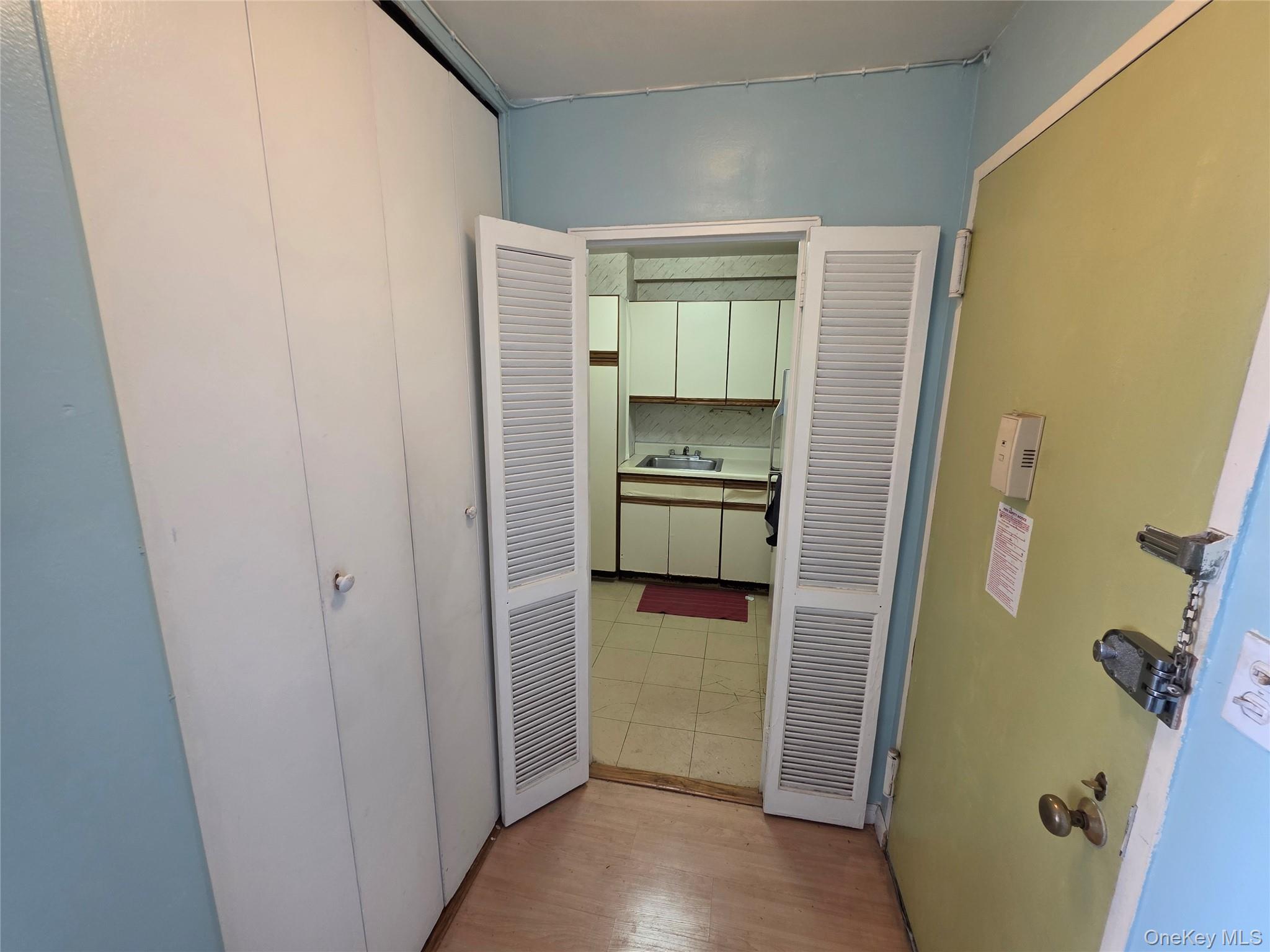 8515 Main Street 10S