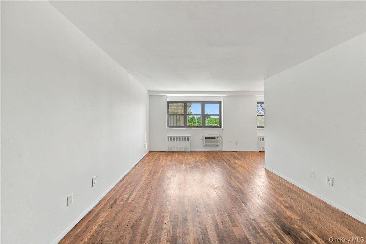 4200 Herkimer Place 3B