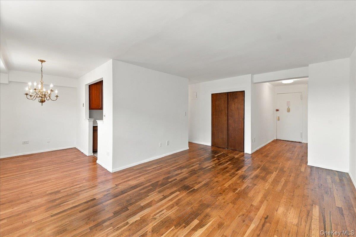 4200 Herkimer Place 3B