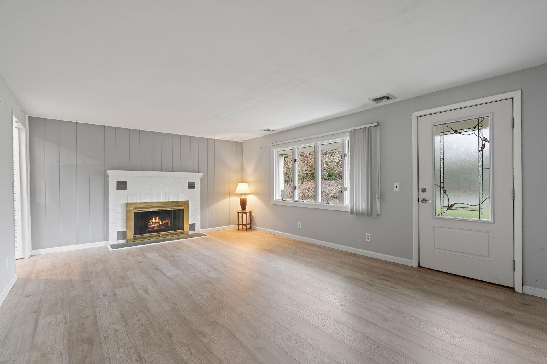1 Upper Lane, Centerport, New York image 5