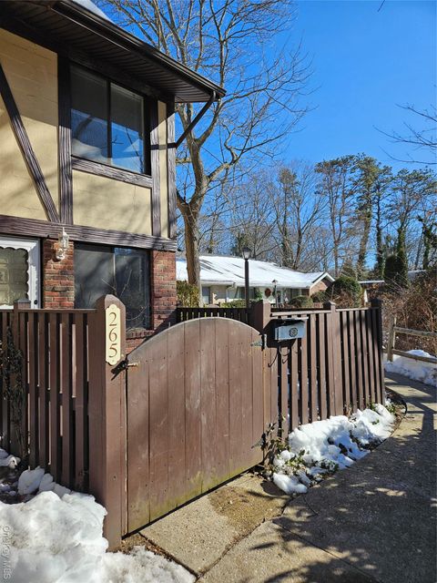 Photo of 265 Sagamore Hills Drive, Port Jefferson Station, NY 11776 (MLS # 961519)