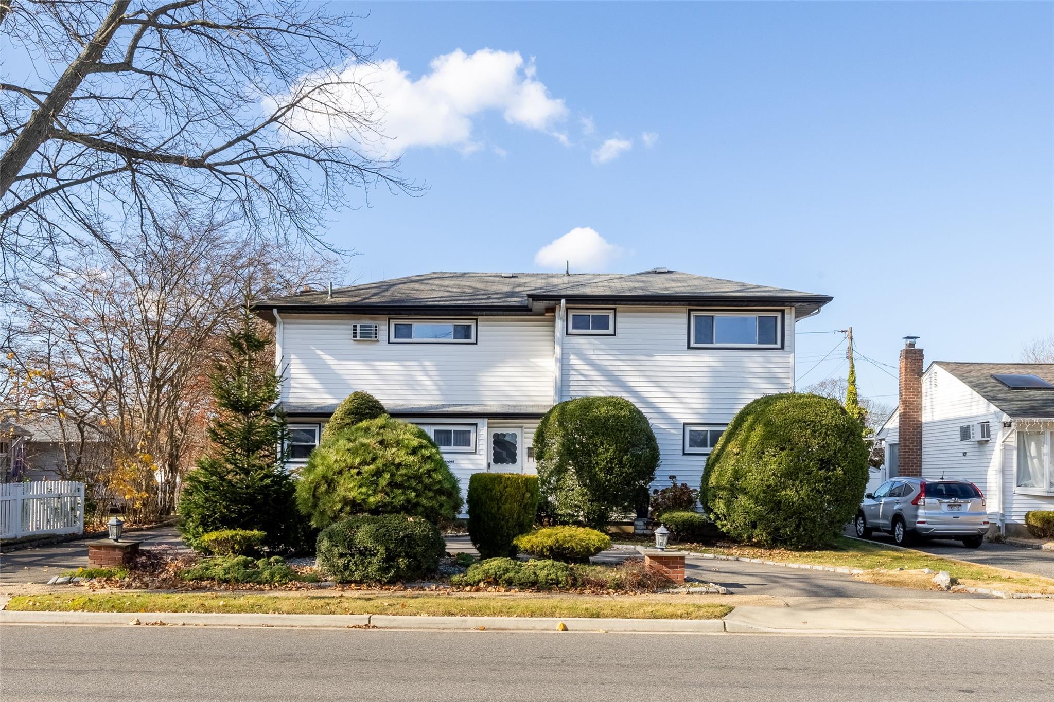 1357 Prospect Avenue, East Meadow, New York image 25