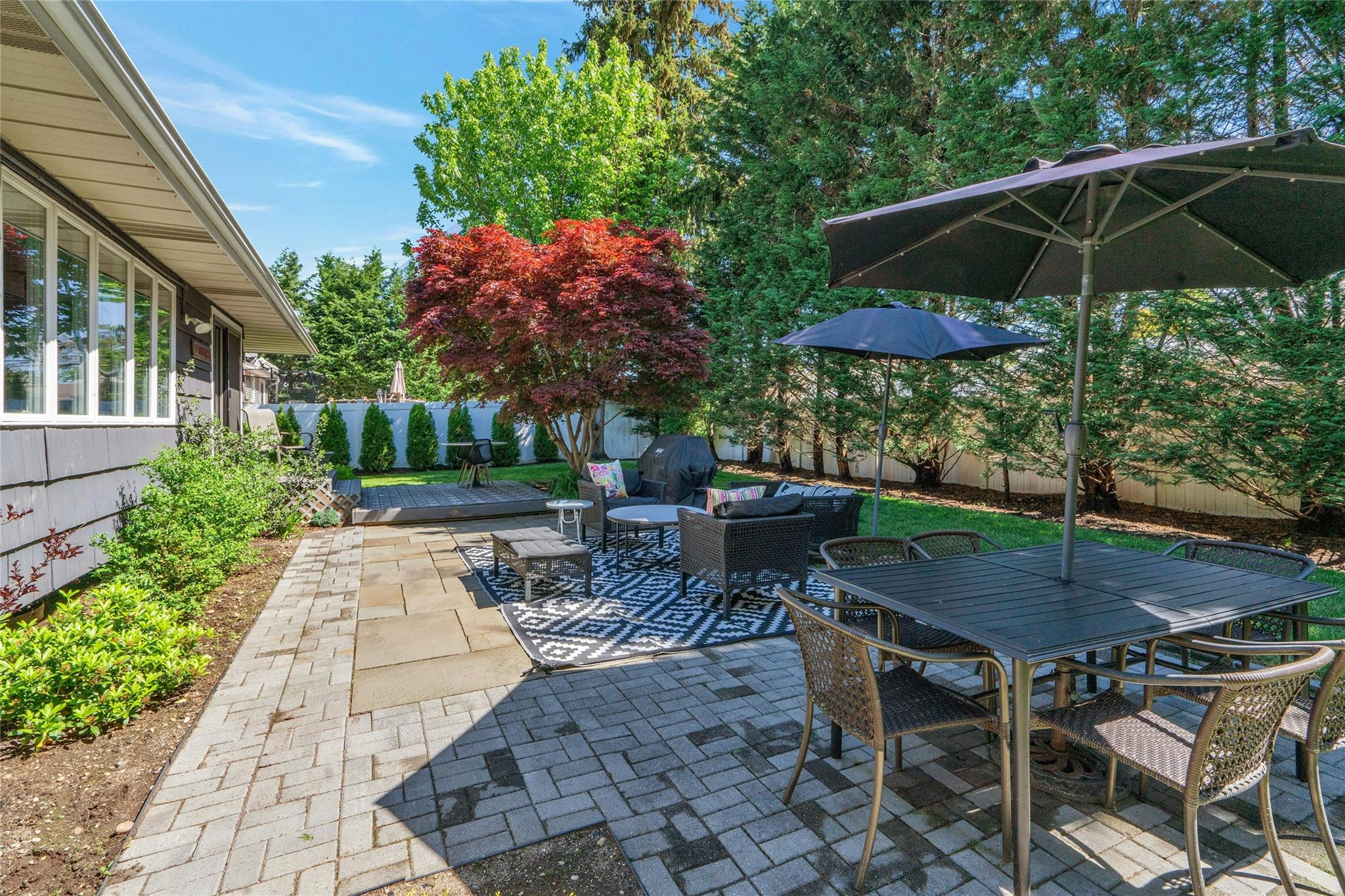 142 Sutton Drive, Plainview, New York image 27