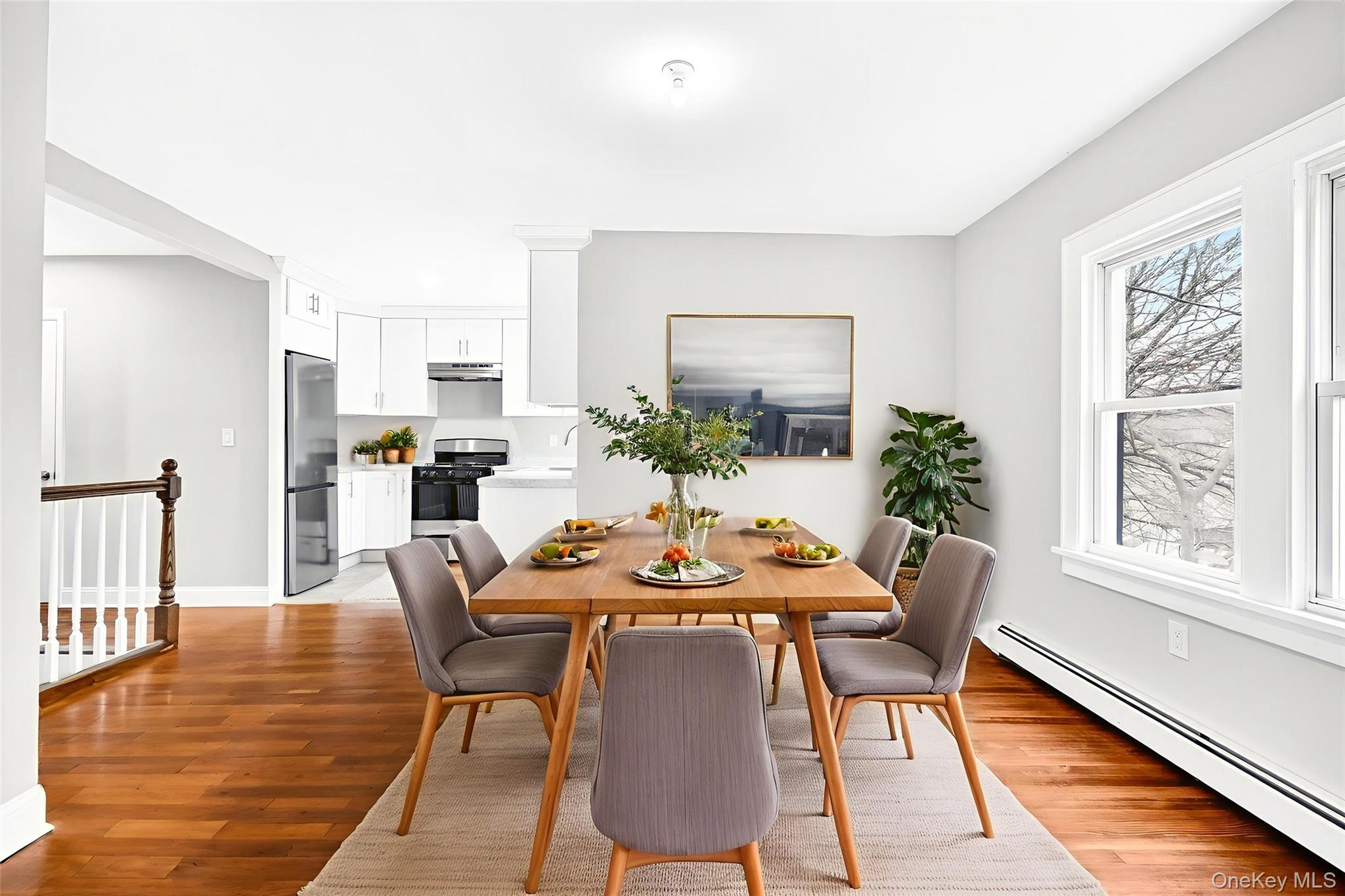 669 N Division Street