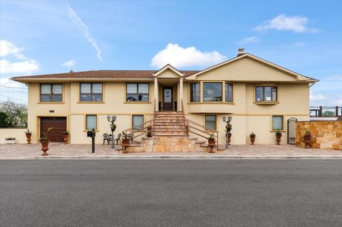 Photo of 121 Atlantic Place S, Island Park, NY 11558 (MLS # 857596)
