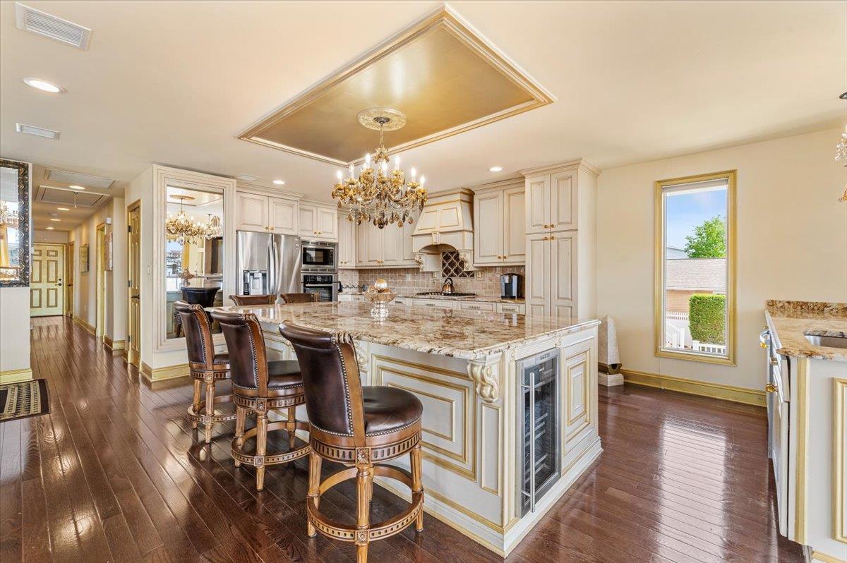 121 Atlantic Place, Island Park, New York image 4