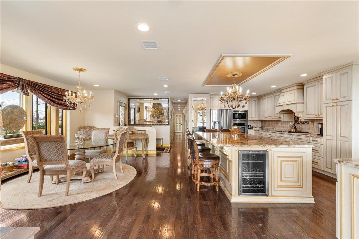 121 Atlantic Place, Island Park, New York image 9
