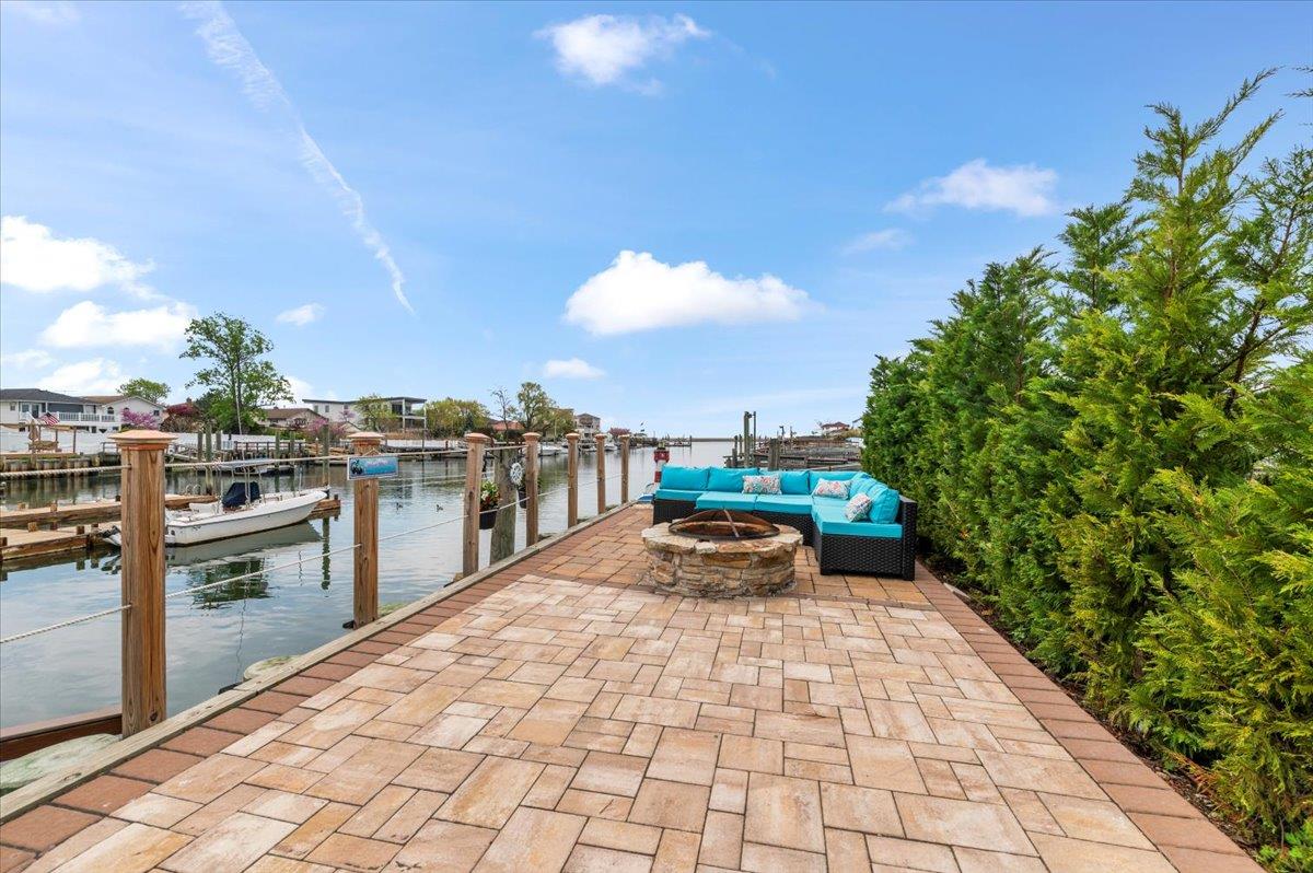 121 Atlantic Place, Island Park, New York image 38
