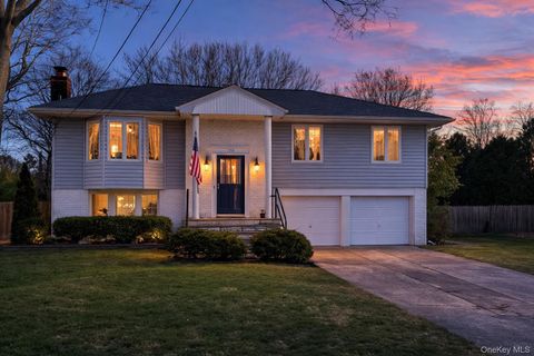 372 Clay Pitts Road East Northport NY 11731