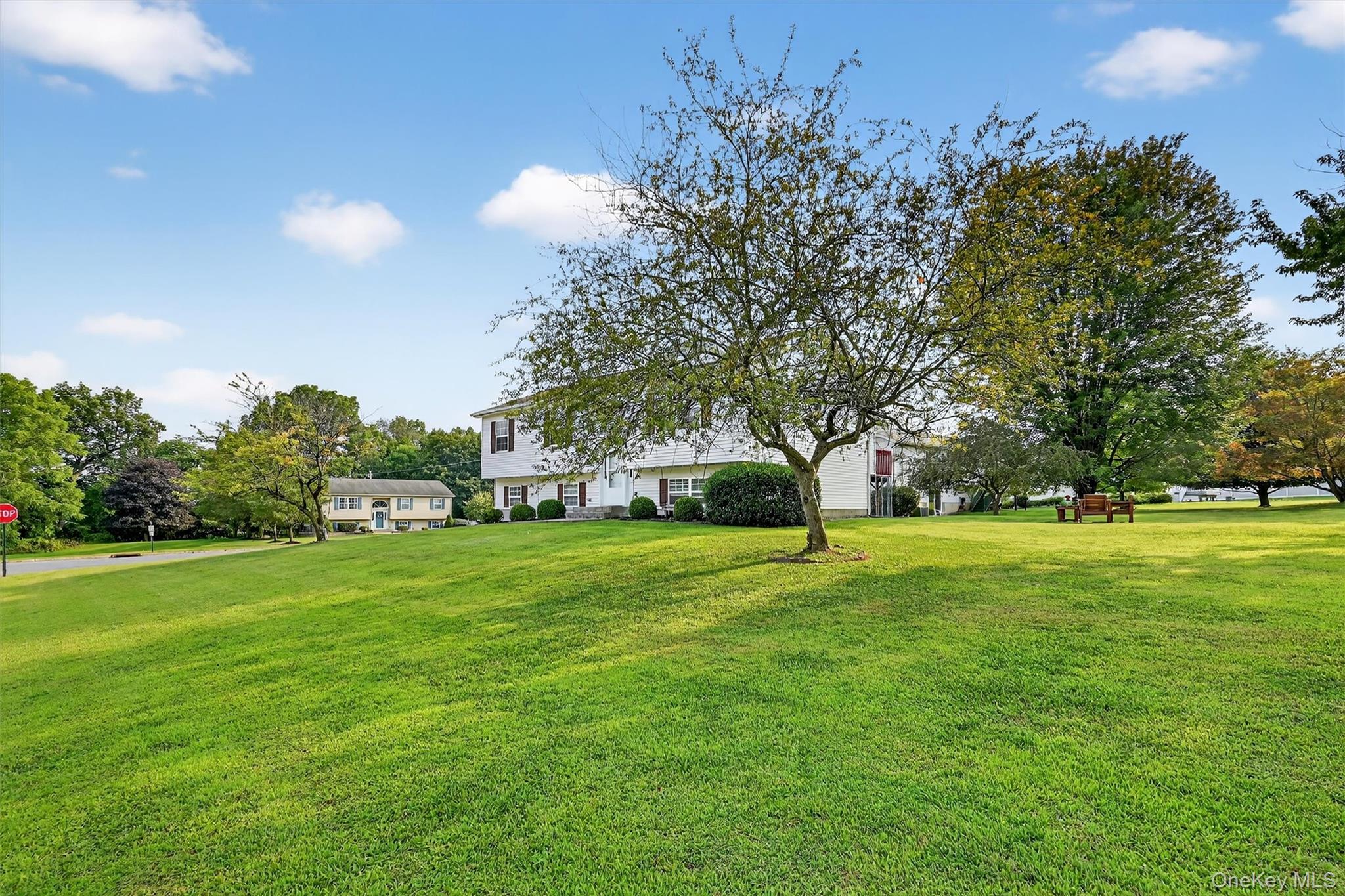 1 Windsor Square Drive