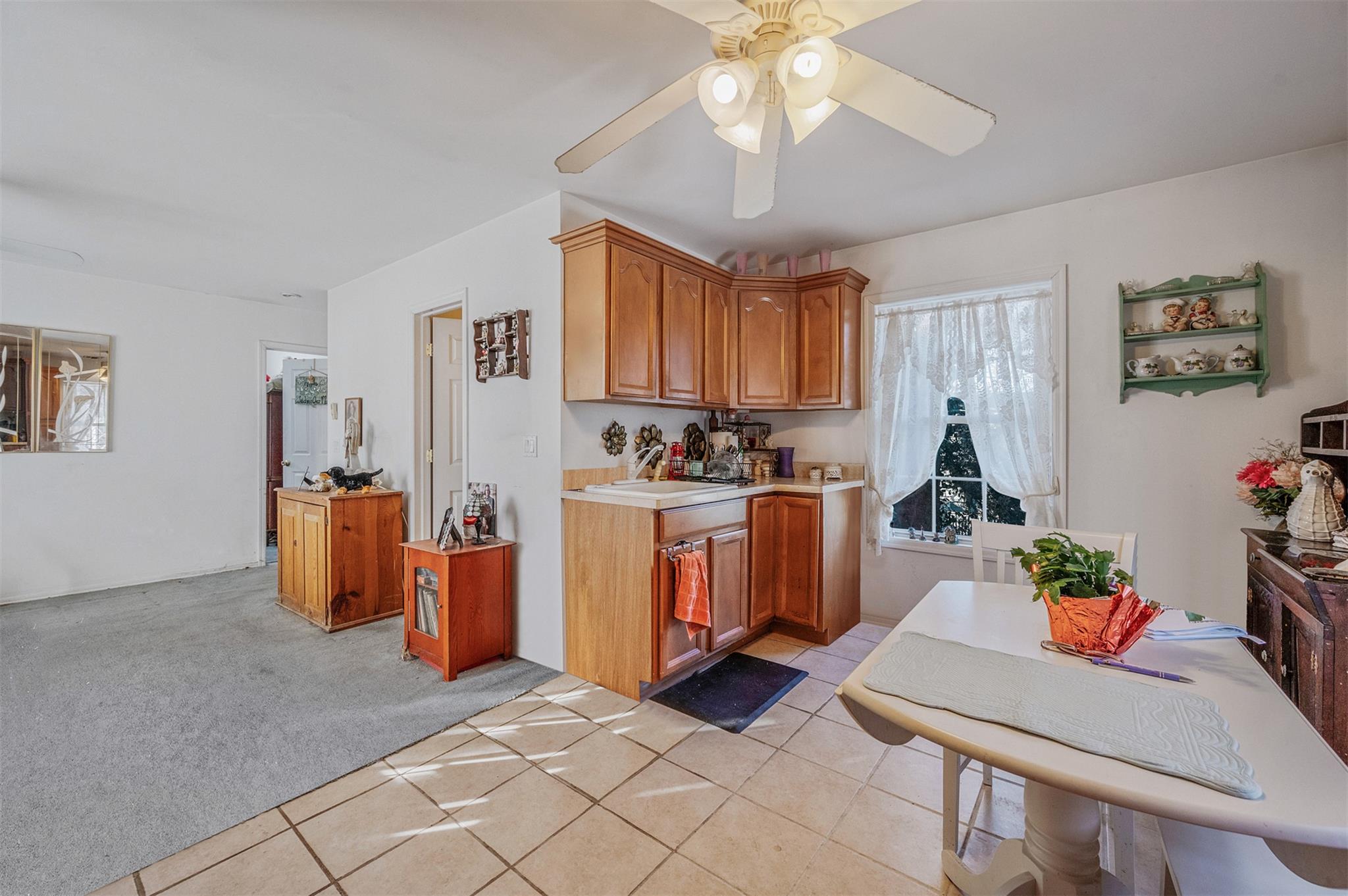 288 31st Street, Lindenhurst, New York image 31