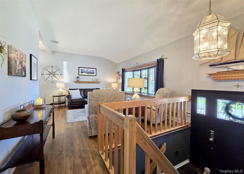 Photo of 153 Jackson Avenue S, Saint James, NY 11780 (MLS # 984730)