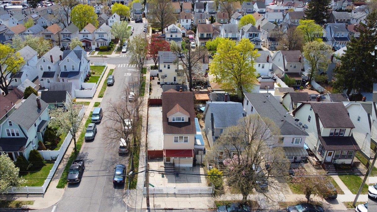 224-40 Fairbury Avenue, Queens Village, New York image 3