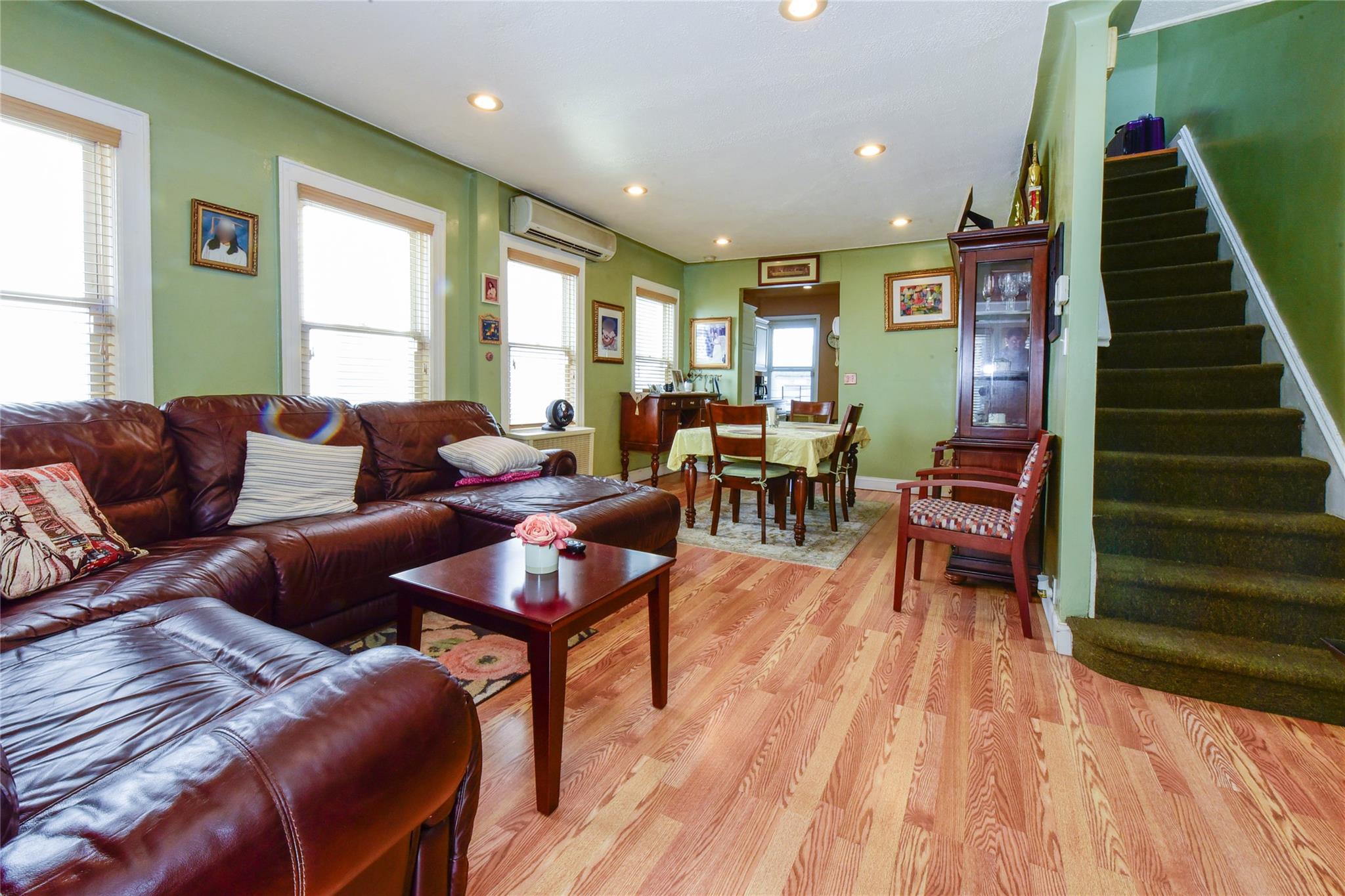 13113 86th Road, Richmond Hill, New York image 6