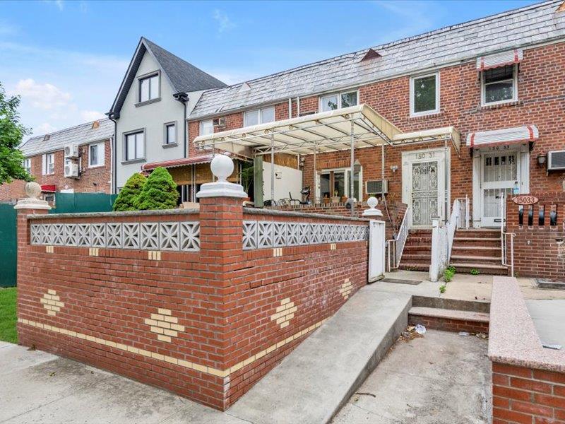 Property for Sale at 78th Avenue, Flushing, Queens, NY - Bedrooms: 3 
Bathrooms: 2 
Rooms: 6  - $950,000