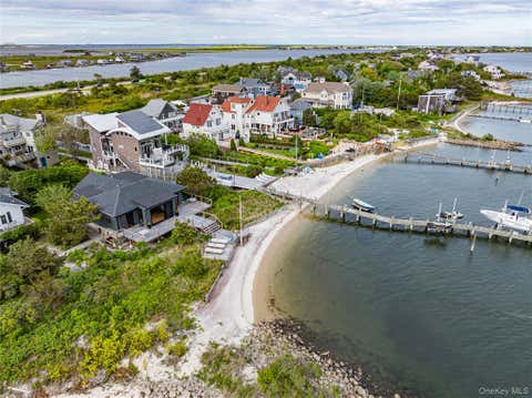 Homes For Sale - 94 Savannah Walk<br/> Suffolk County, Oak Beach, NY 11702