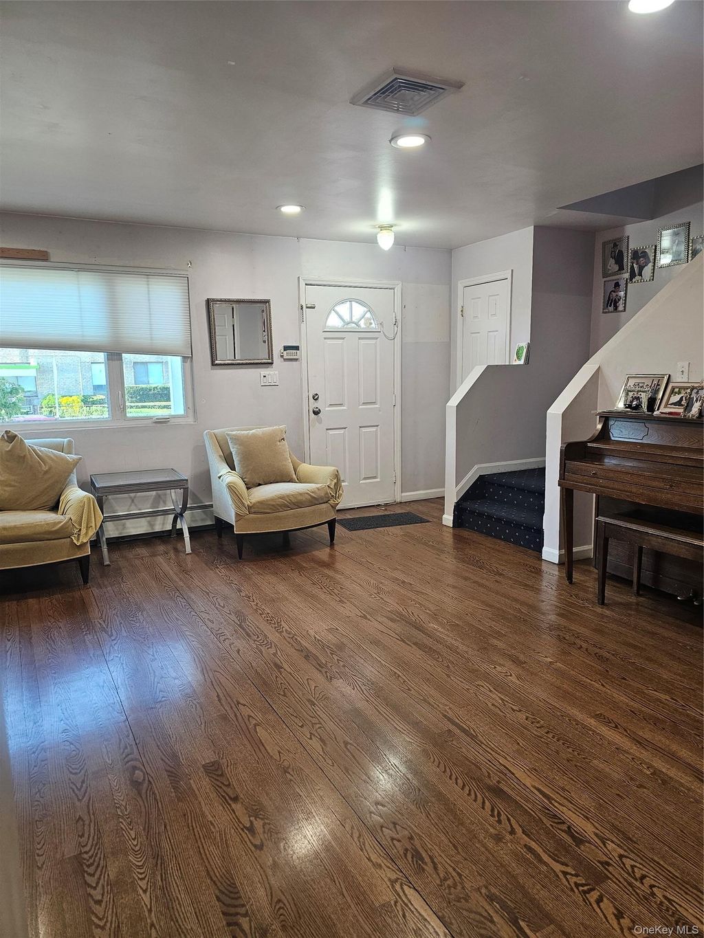 Photo of 1710 Brookhaven Avenue, Far Rockaway, NY 11691 (MLS # 992795)