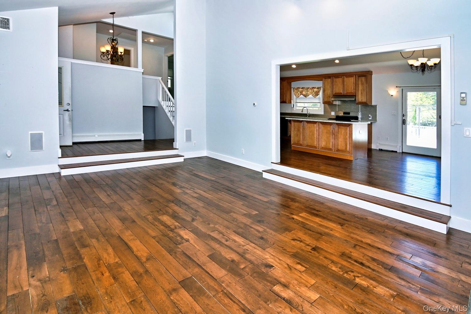 21 Sunset Avenue