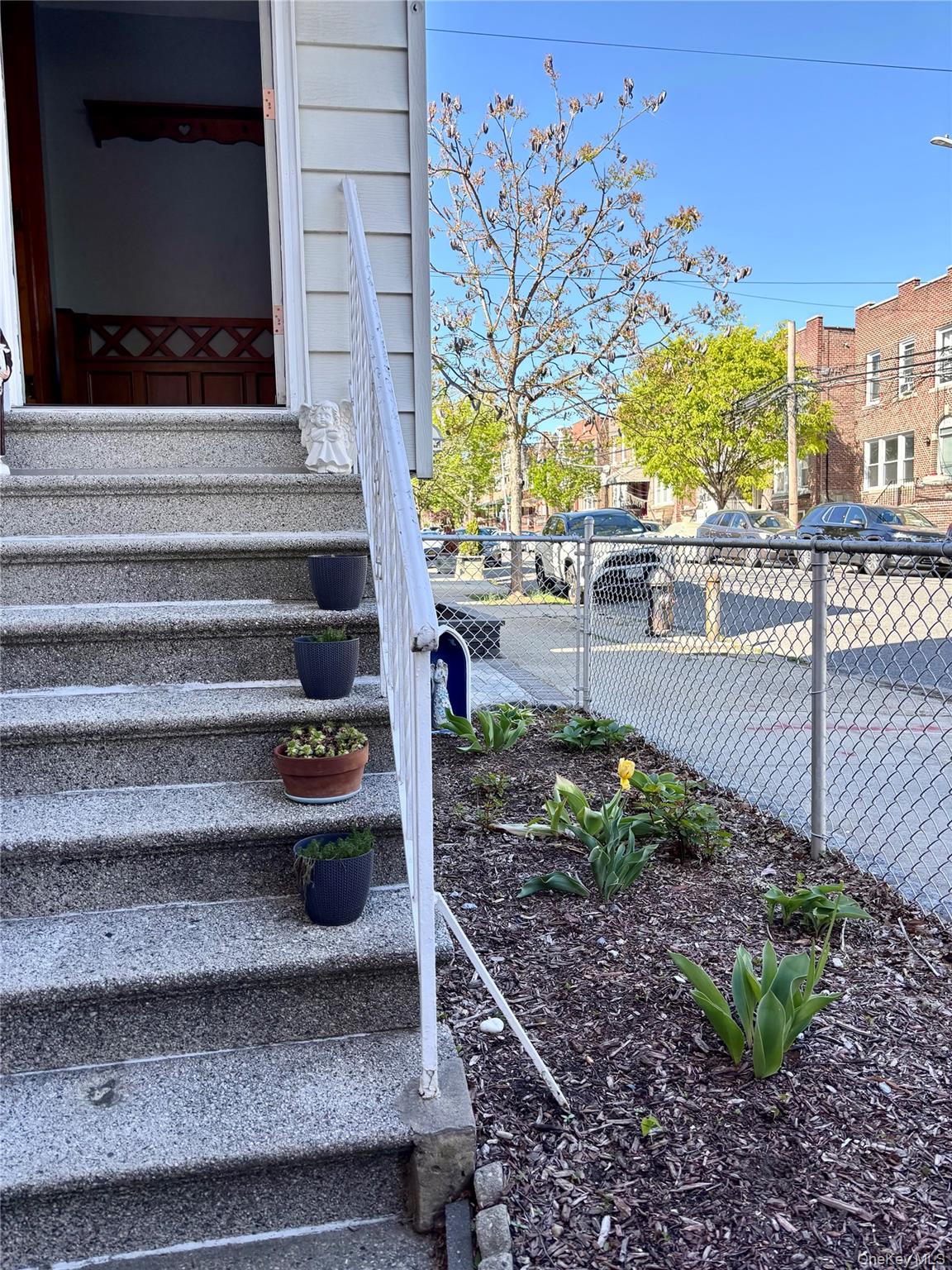1921 Edison Avenue