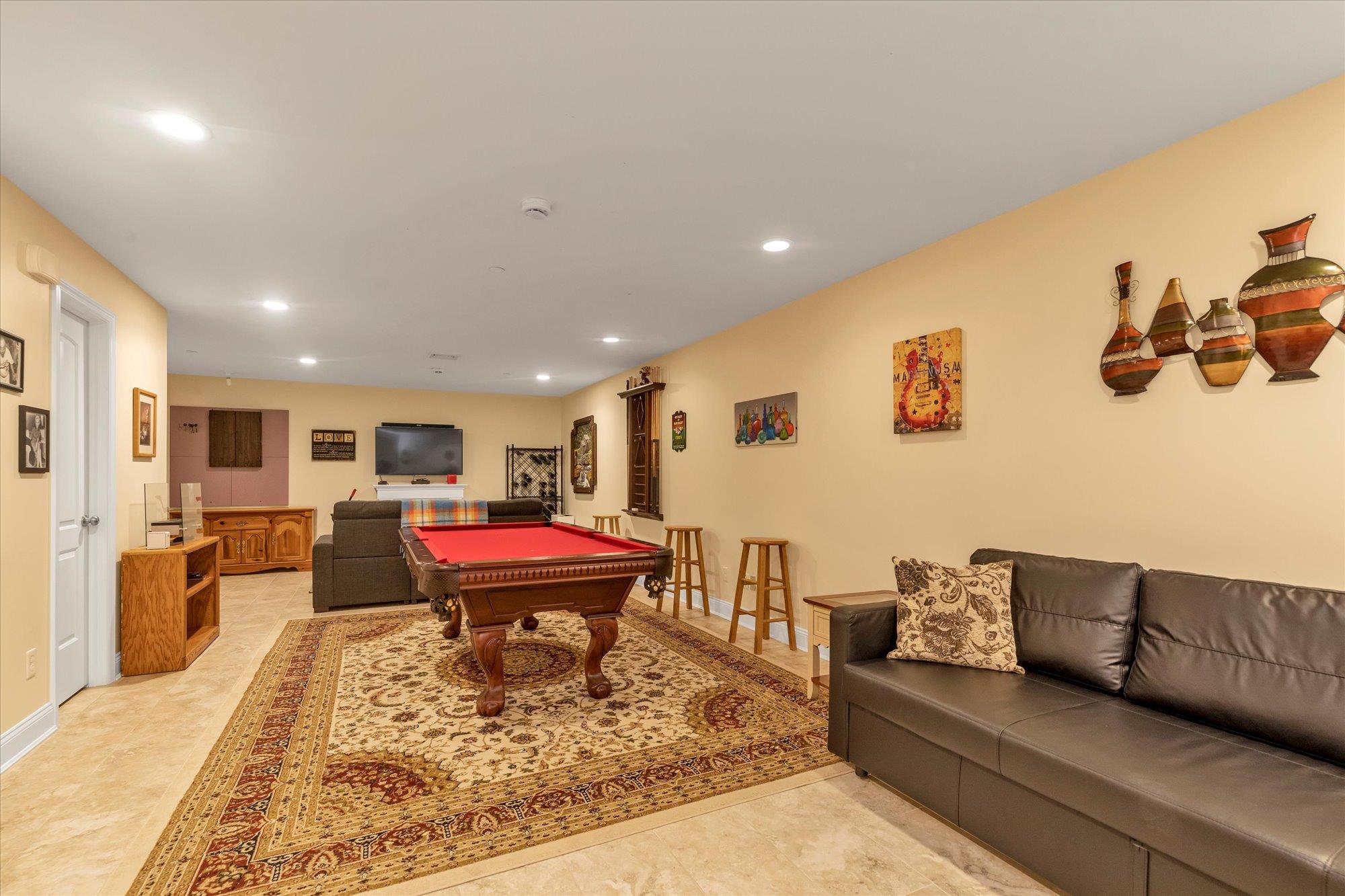 608 Carman Avenue #C-7, Westbury, New York image 15