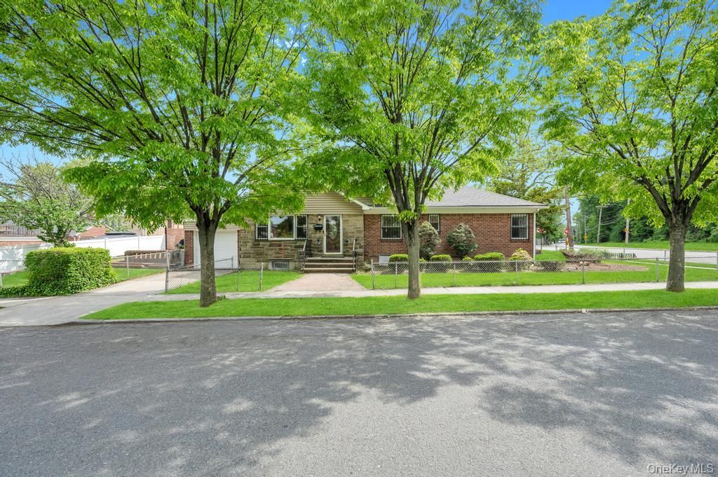 Photo of 17504 50th Avenue, Fresh Meadows, NY 11365 (MLS # 998119)