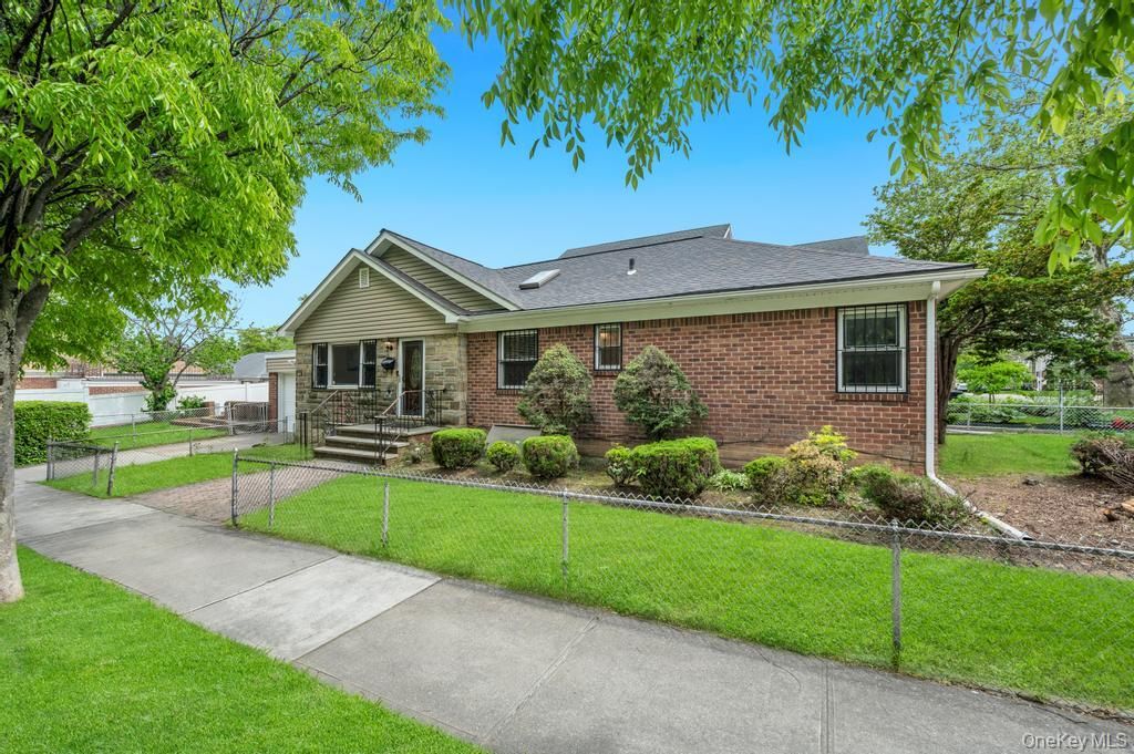 Photo of 17504 50th Avenue, Fresh Meadows, NY 11365 (MLS # 998119)