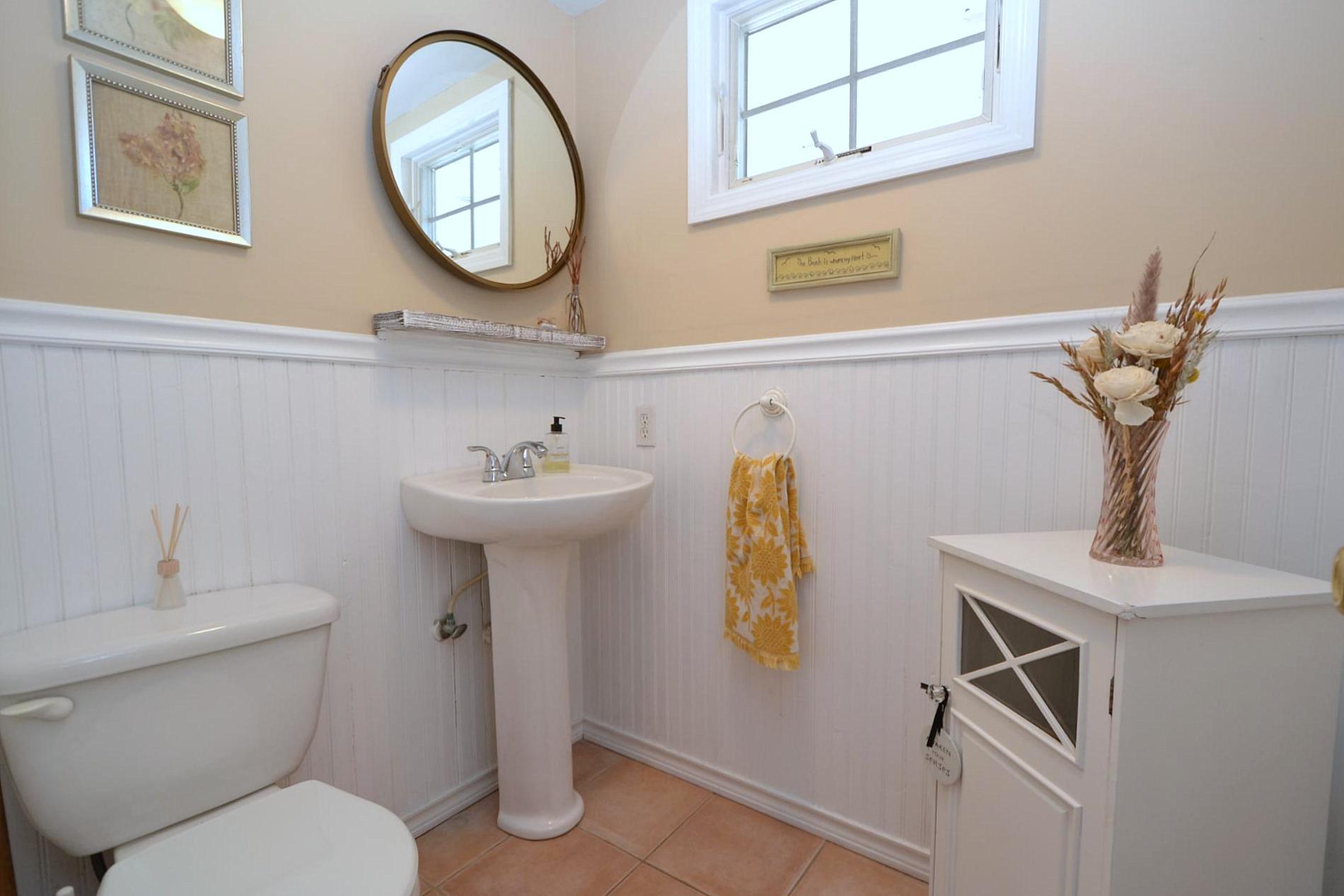 67 Singingwood Drive, Holbrook, New York image 11