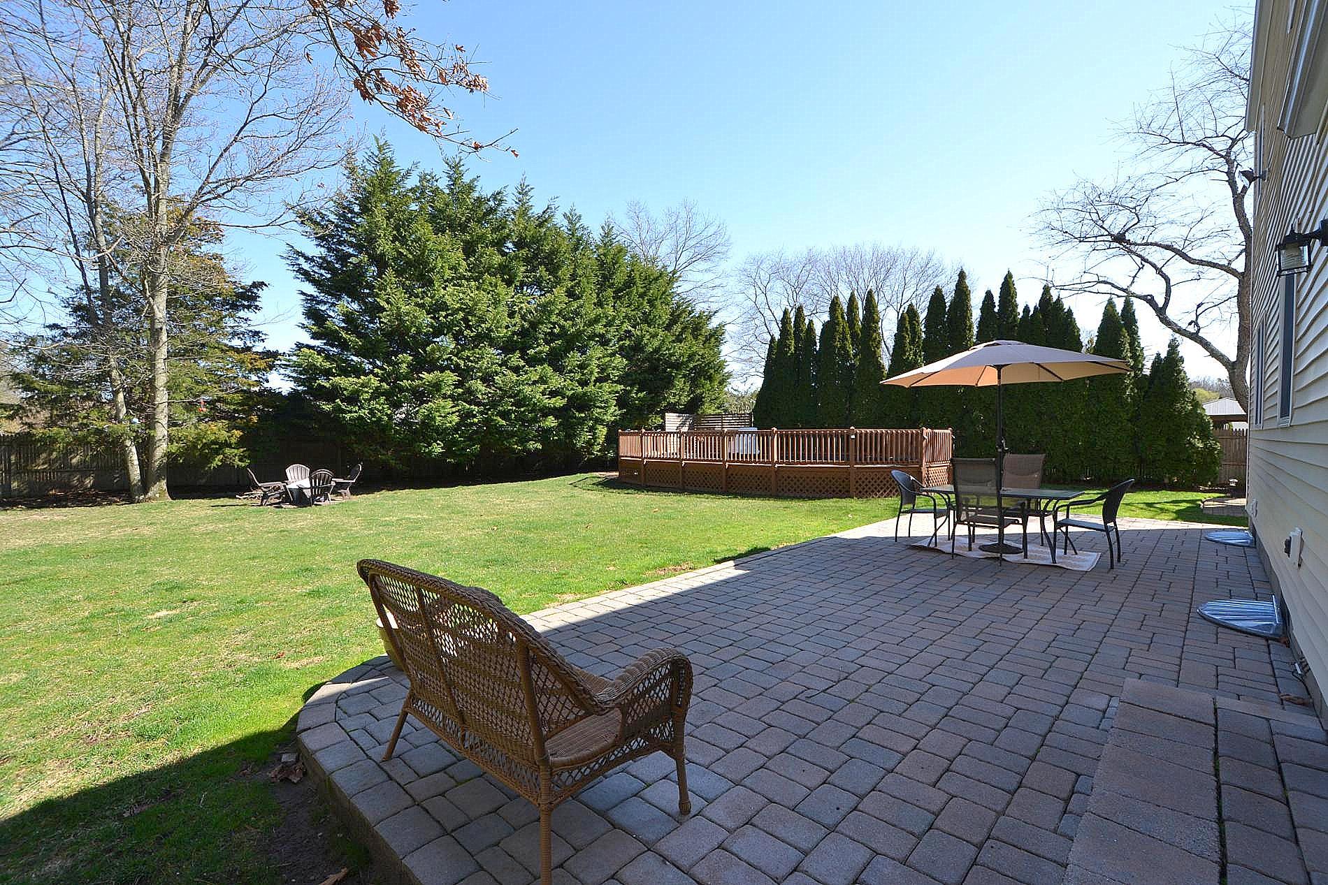 67 Singingwood Drive, Holbrook, New York image 22