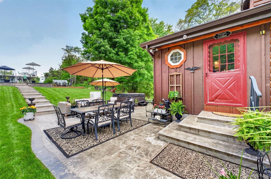 Photo of 129 Mallory Road, Verbank, NY 12585 (MLS # 1001662)
