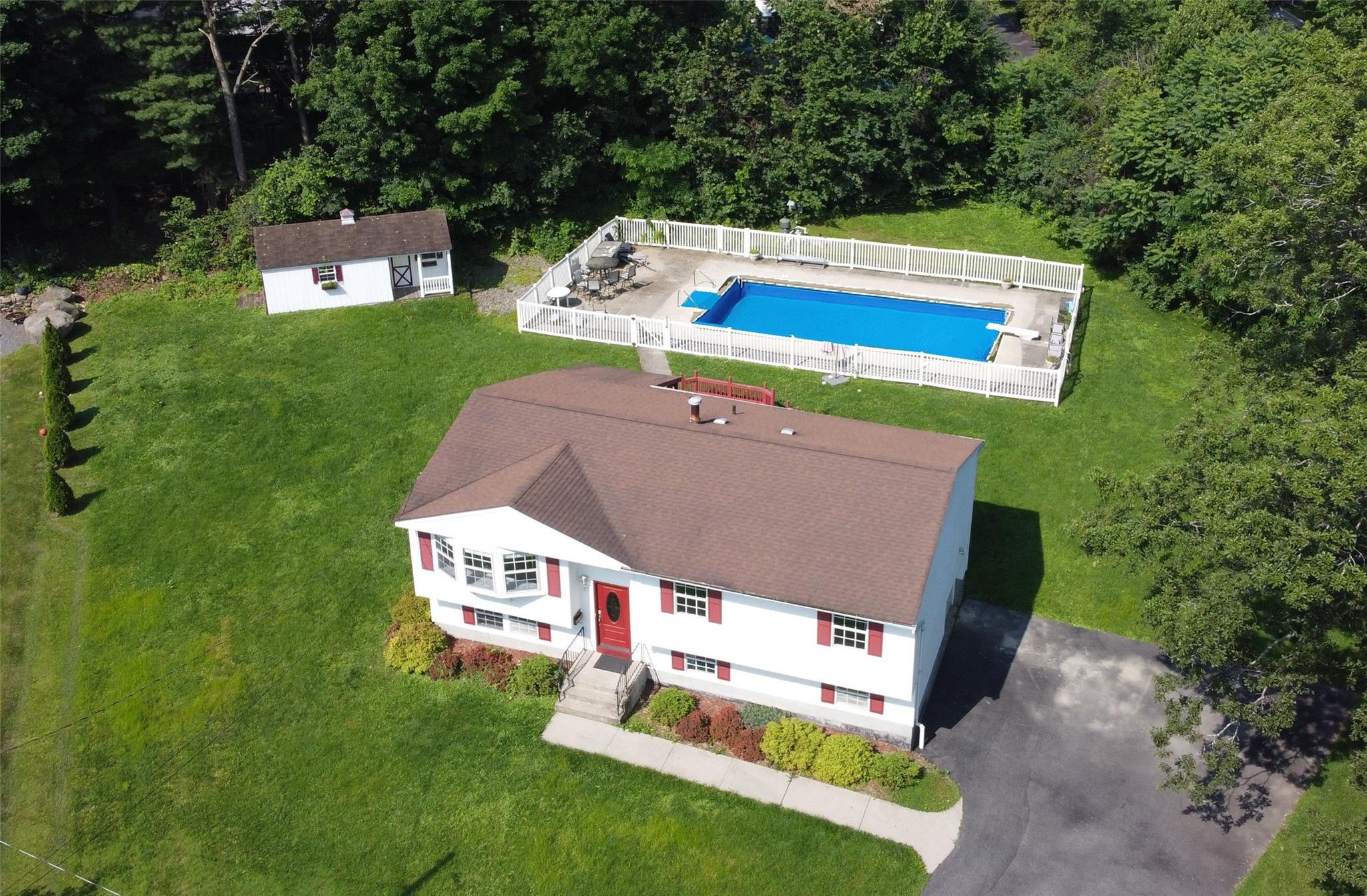 27 Rose Hill Park