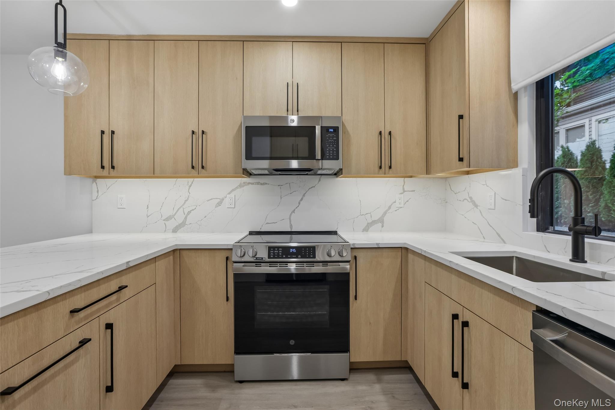 325 Manville Road 102