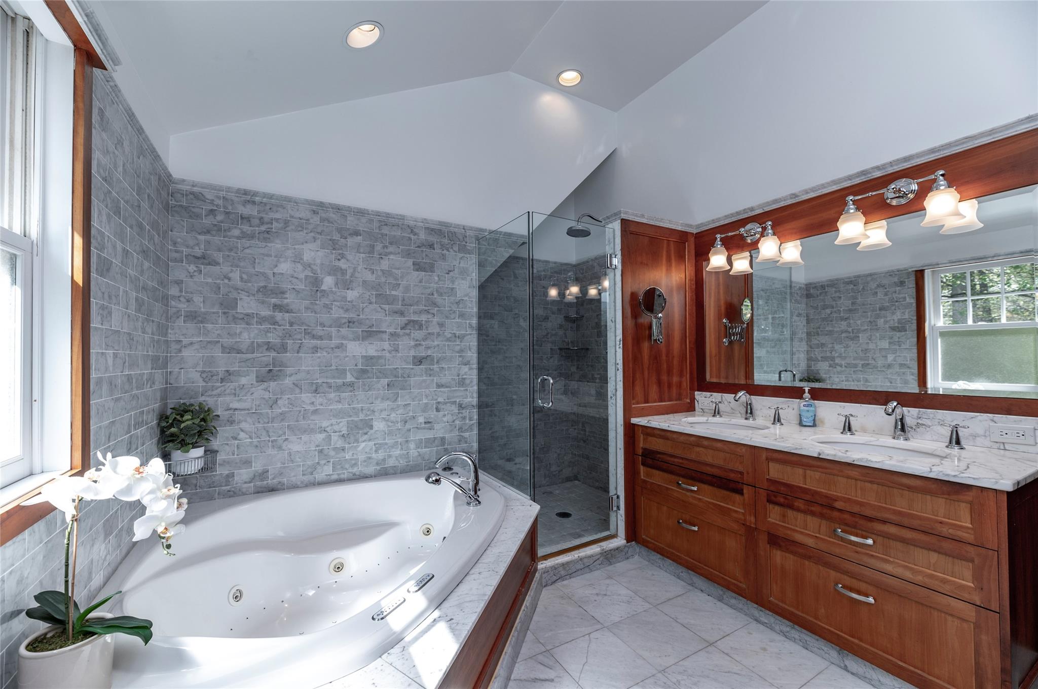 524 N Midland Avenue, Nyack, New York image 37