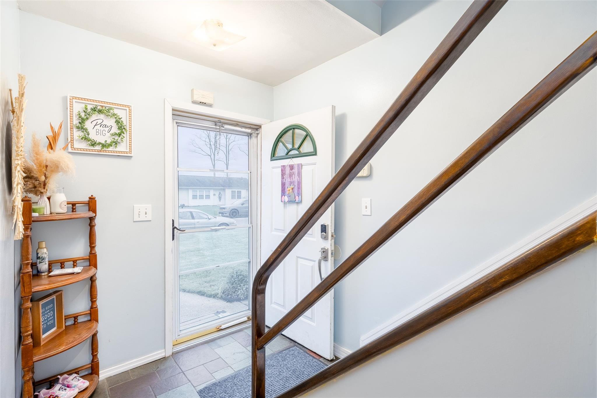 75 Oakcrest Avenue, Farmingville, New York image 6