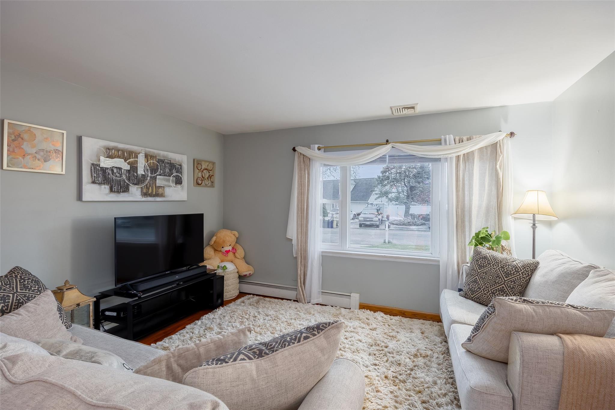 75 Oakcrest Avenue, Farmingville, New York image 12