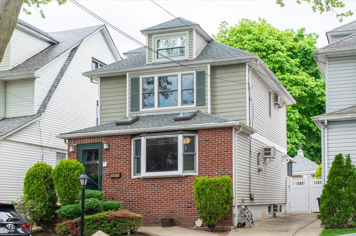 92-11 70 Avenue, Forest Hills, New York image 31