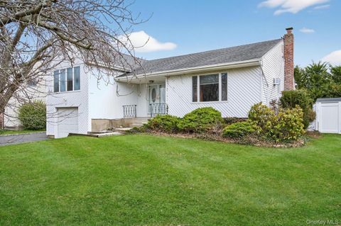 21 Jonquill Lane Kings Park NY 11754
