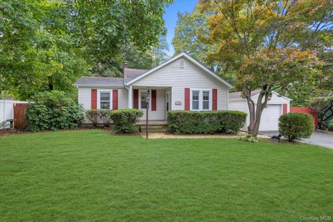 813 Park Avenue Huntington NY 11743