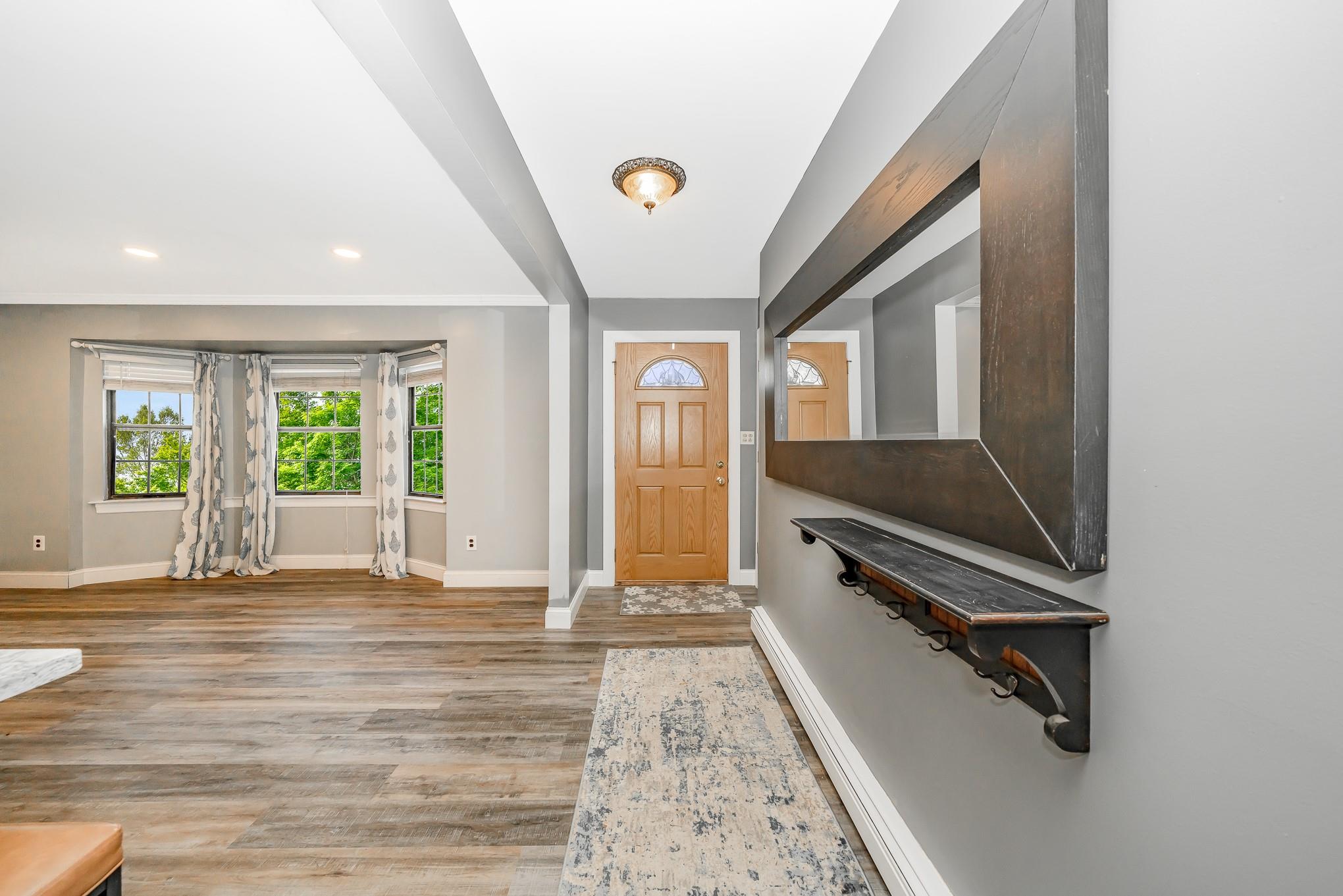 2 Charles Court, Port Jefferson Station, New York image 15
