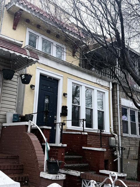 Photo of 2565 99th Street, East Elmhurst, NY 11369 (MLS # 964106)