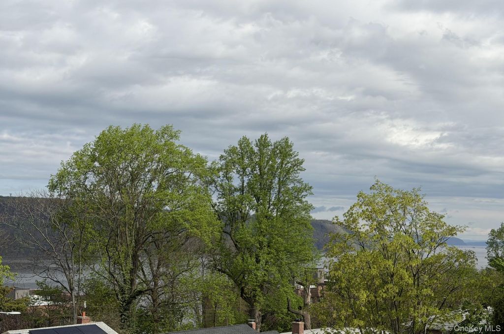 Photo of 12 Arthur Place, Yonkers, NY 10701 (MLS # 988536)