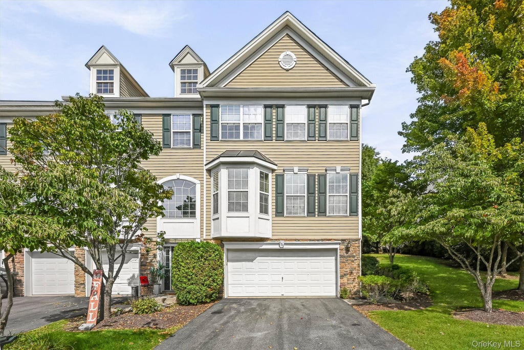 Photo of 105 Barr Lane, Monroe, NY 10950 (MLS # 1056824)