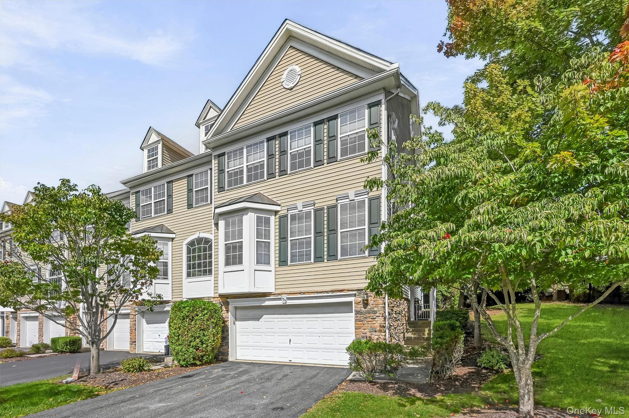 105 Barr Lane