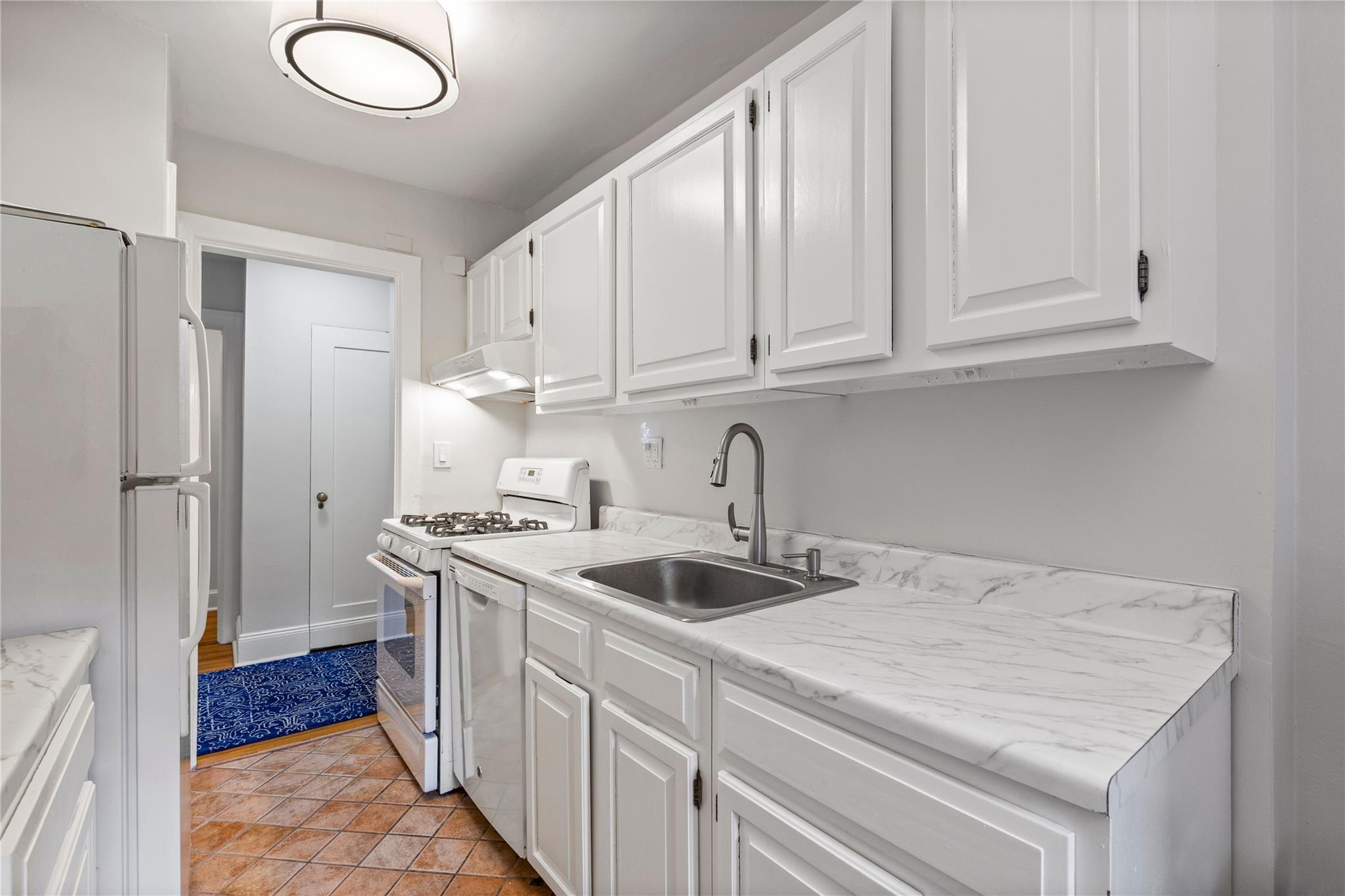 66 Milton Road #H-32, Rye, New York image 12