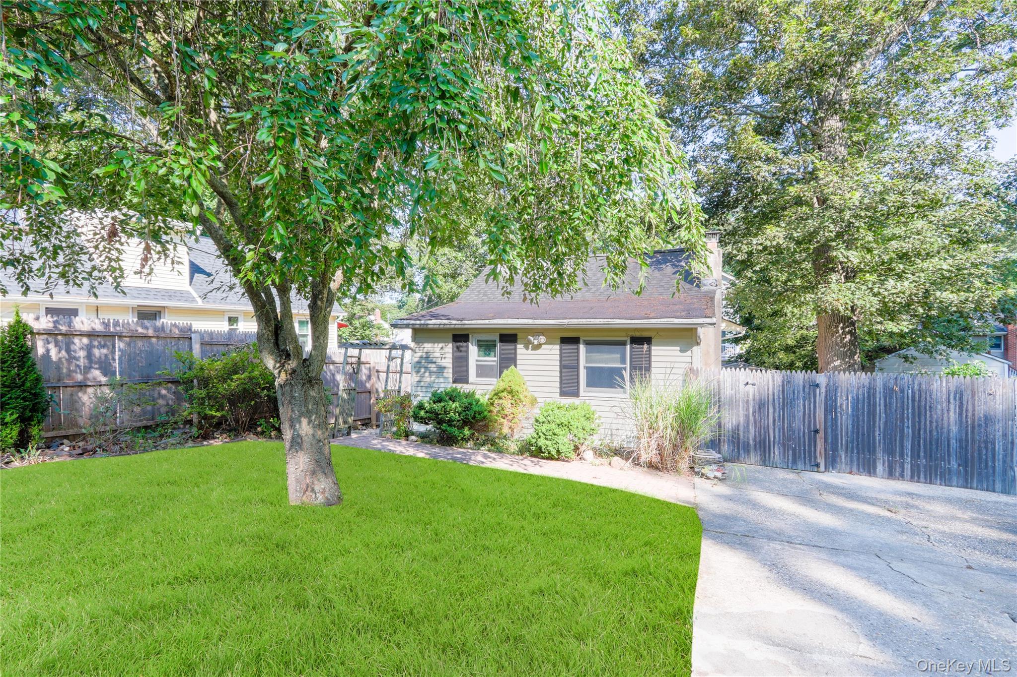 7 Floyd Bennett Drive