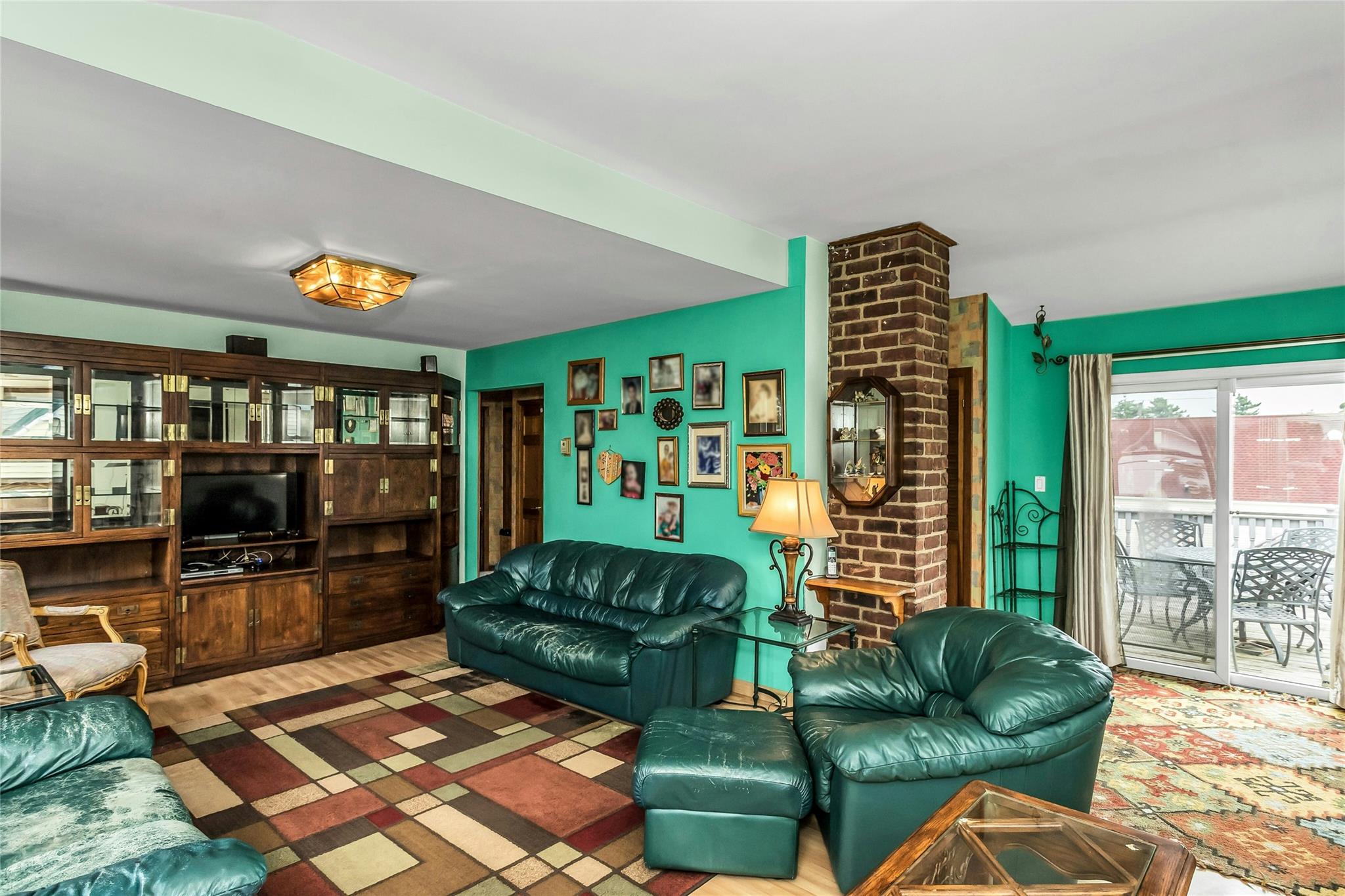 1022 Merillon Avenue