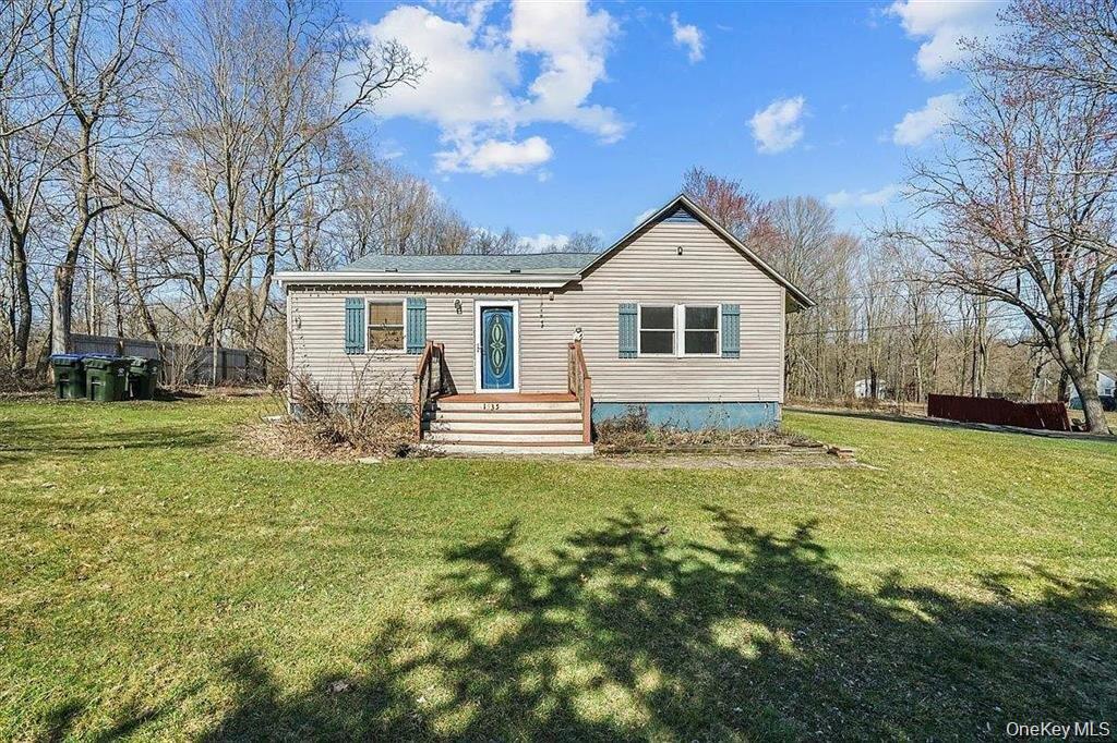 1535 Route 208